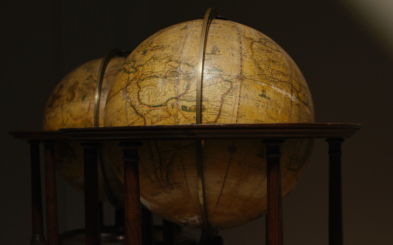 Aukcija Povijesnih Globusa u Charites