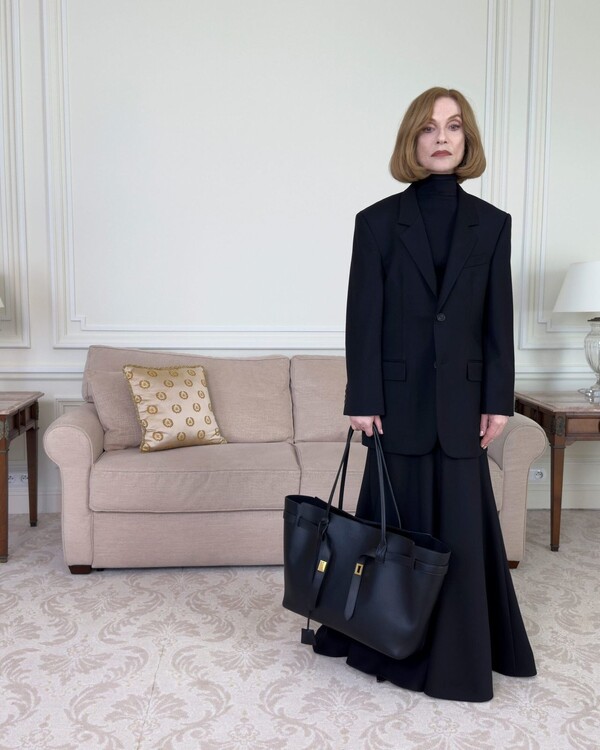 Kampanja Balenciaga s Claudijom Schiffer7