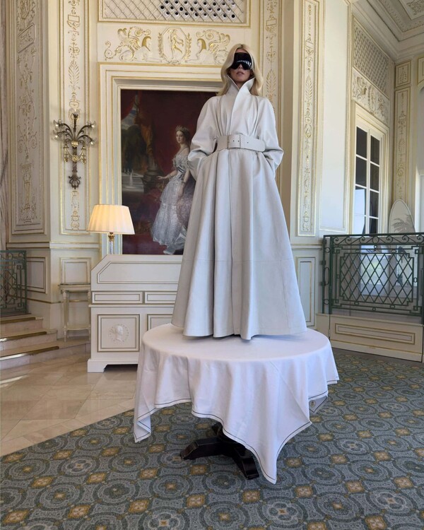 Kampanja Balenciaga s Claudijom Schiffer9