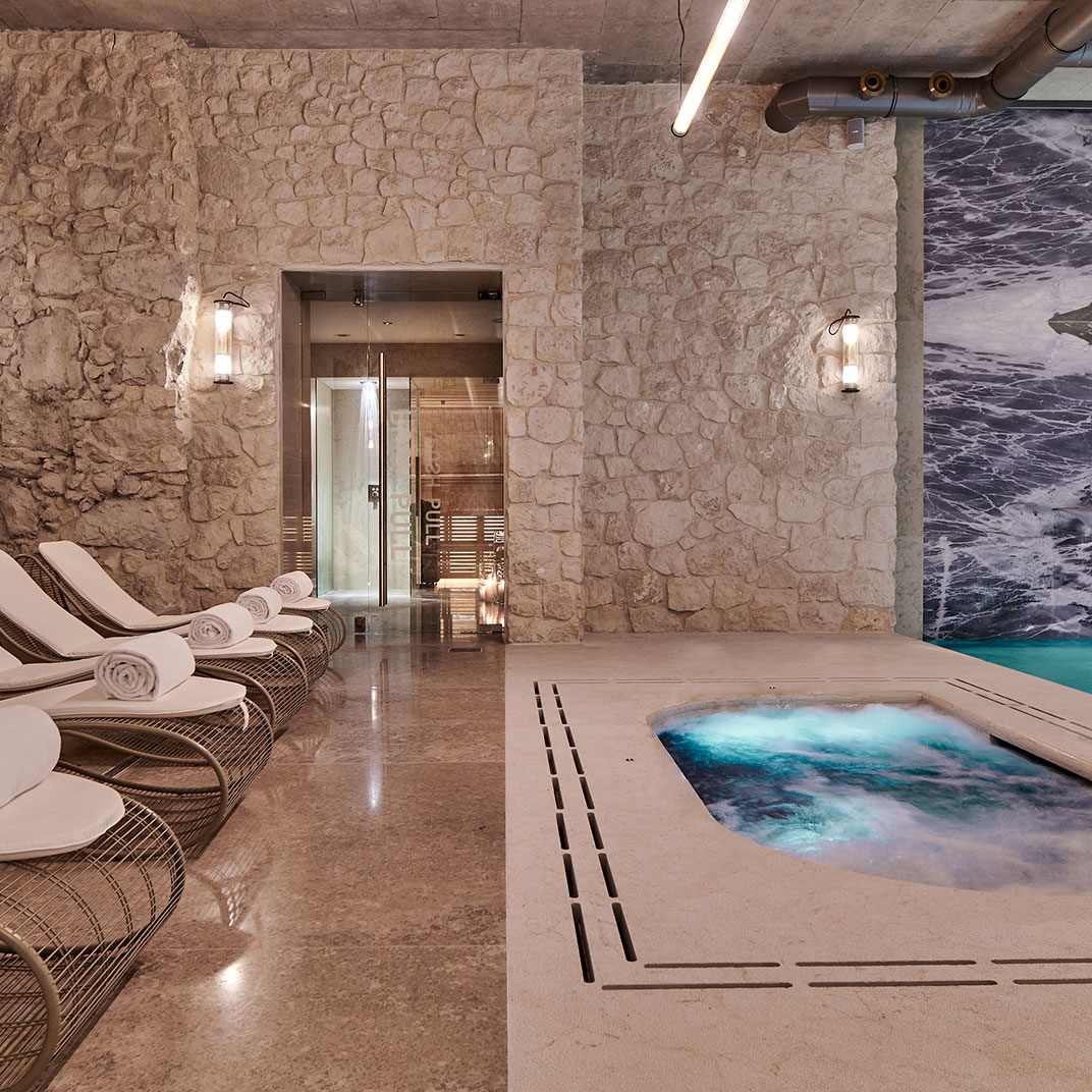 Krakovski hotel s Michelin ključem H15 Luxury Palace5