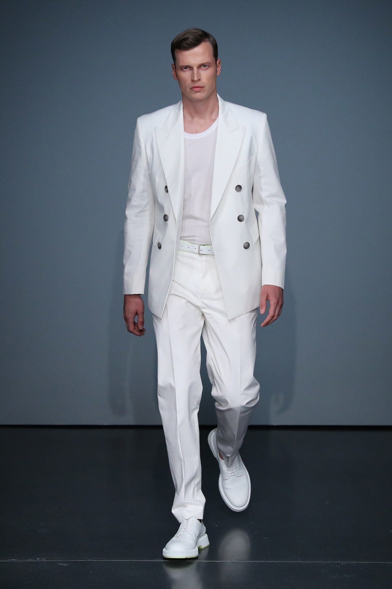 Moderna mu&scaron;ka odijela Top 10 brendova Hugo Boss