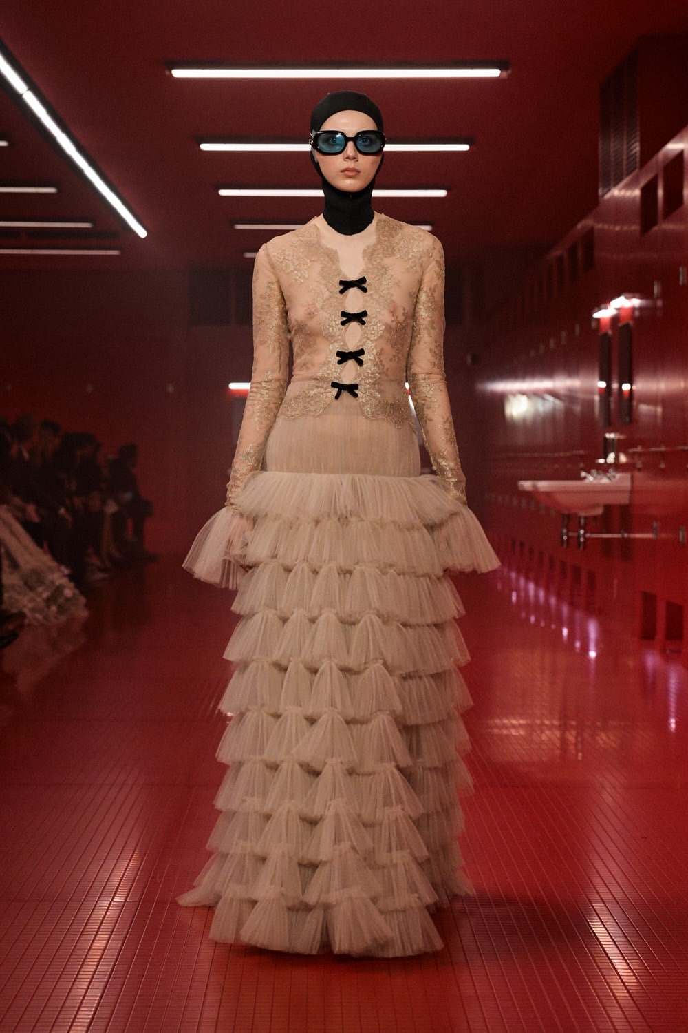 Najnovija Valentino revija Igra s intimnošću