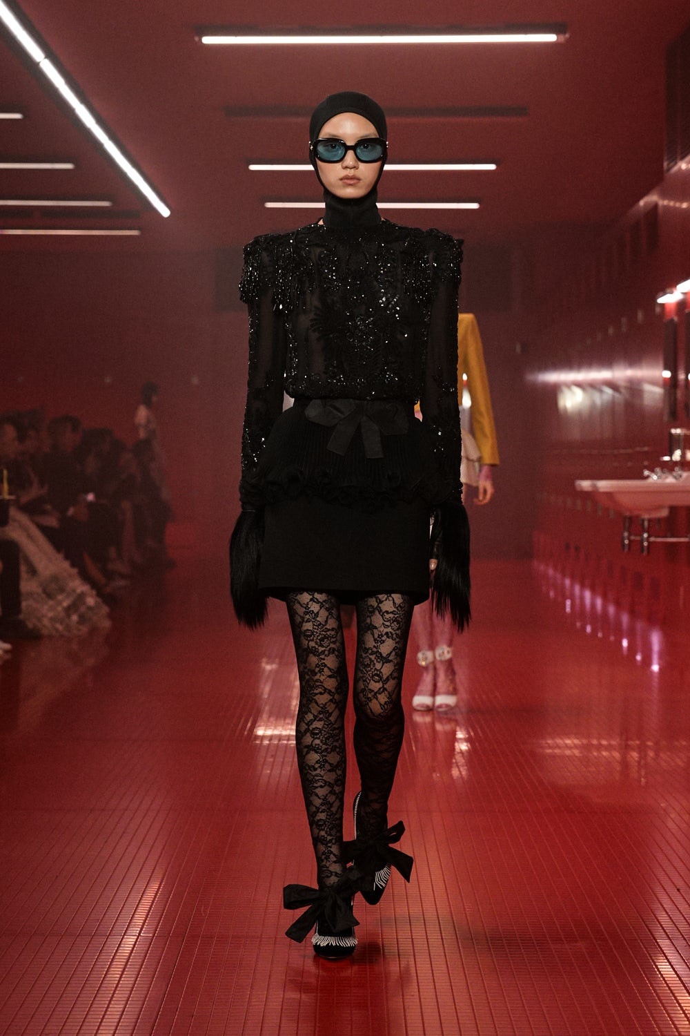 Najnovija Valentino revija Igranje s intimno&scaron;ću2