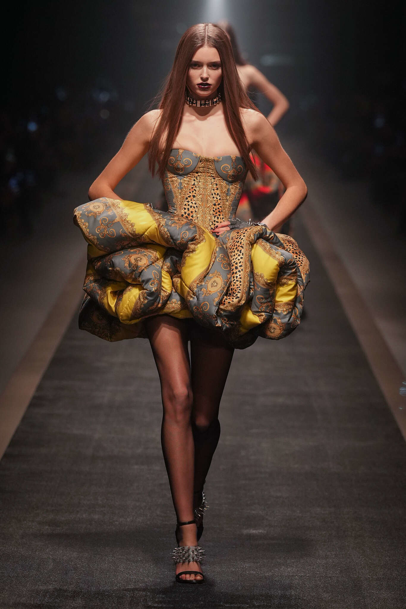 Najnovija=revija Versace