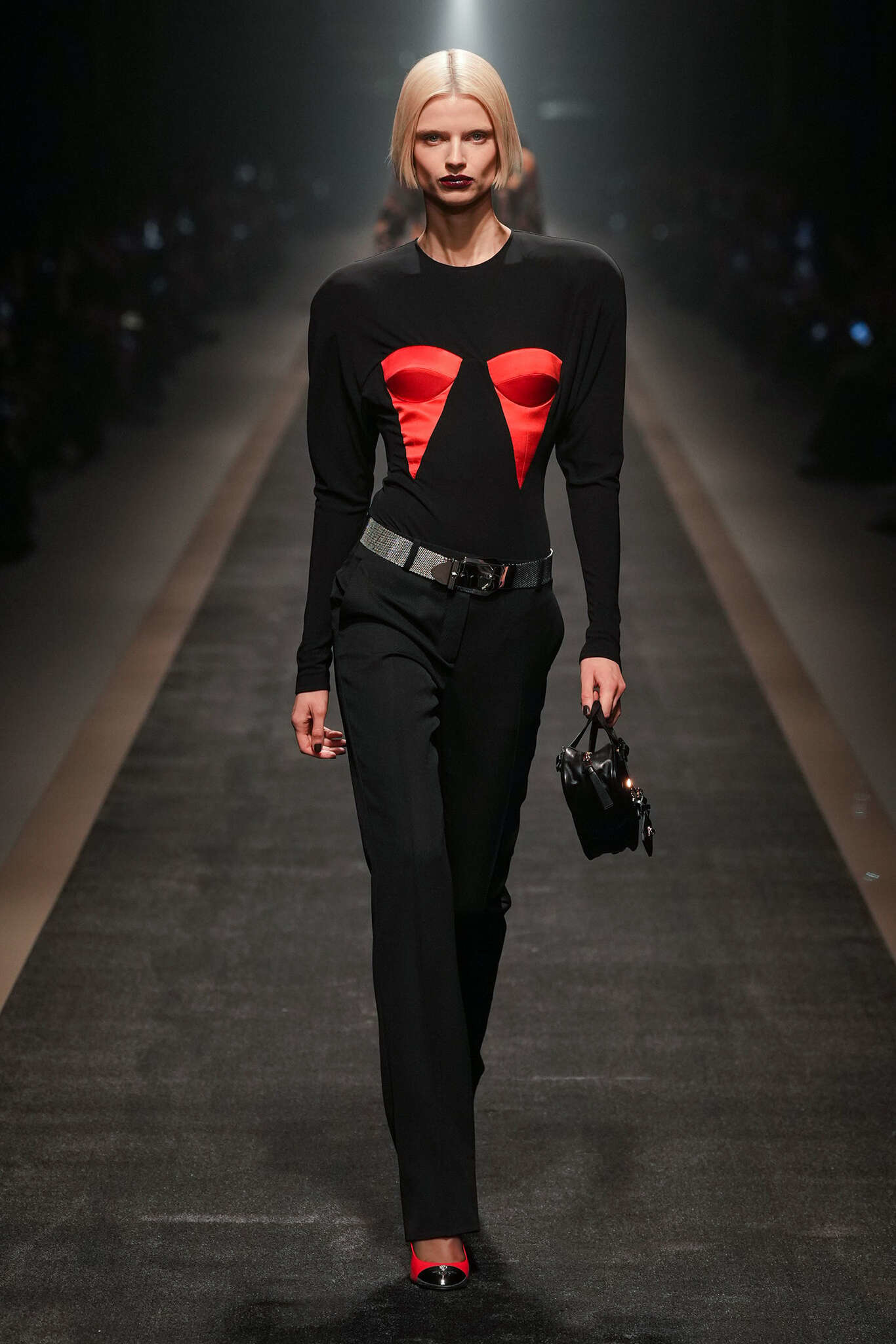 Najnovija=revija Versace2