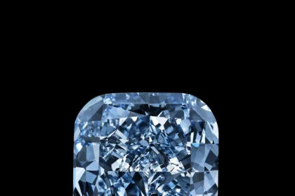 Plavi dijamant na aukciji u Ženevi4