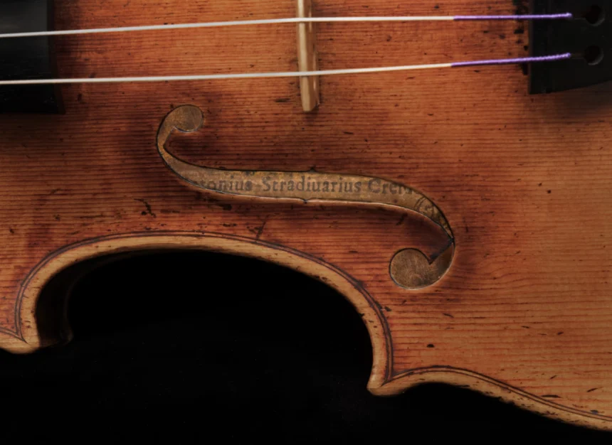 Stradivarius violina na aukciji