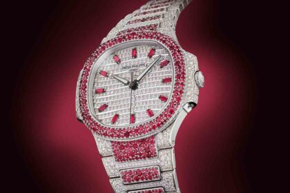 Patek Philippe Nautilus haute Joaillerie Dijamantna Ikona